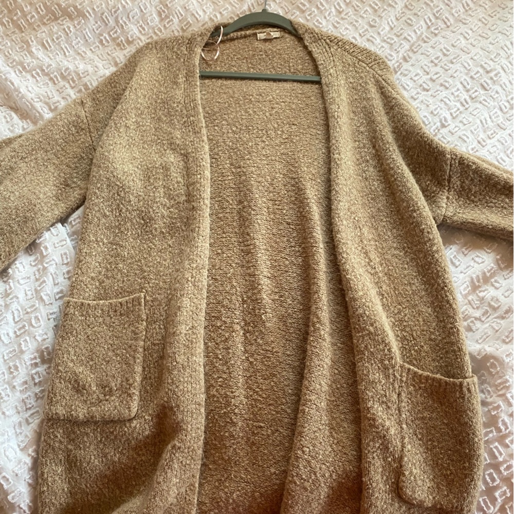 Debut, Light pink, fuzzy/soft cardigan, with pockets and about calf length